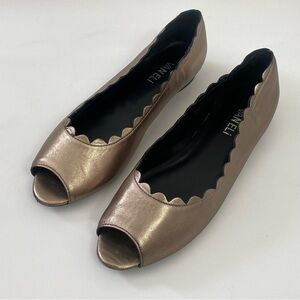Vaneli Flat Women’s Shoes 7.5 M Gold Leather Slip On Peep Toe